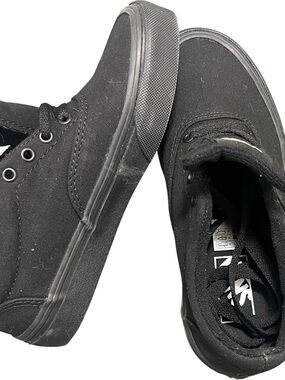 Vans Men’s Black Canvas Low-Top Skate Sneakers